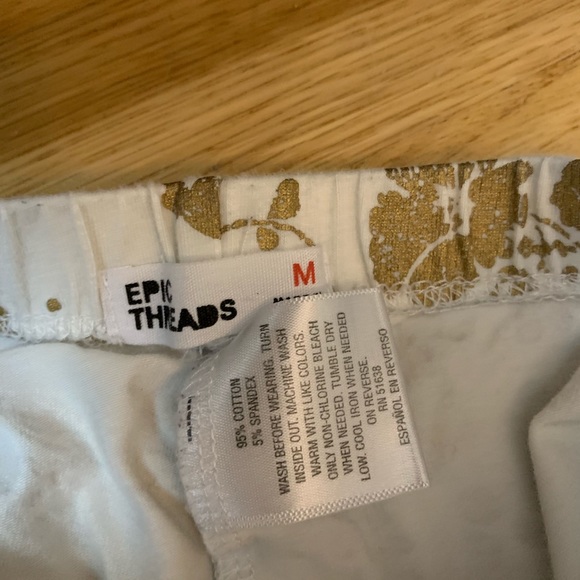 Girls leggings size medium - Picture 3 of 3